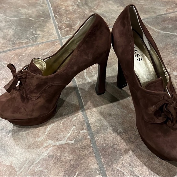 Guess Leather Platform Lace-up Heels Sz 10 - Picture 3 of 10